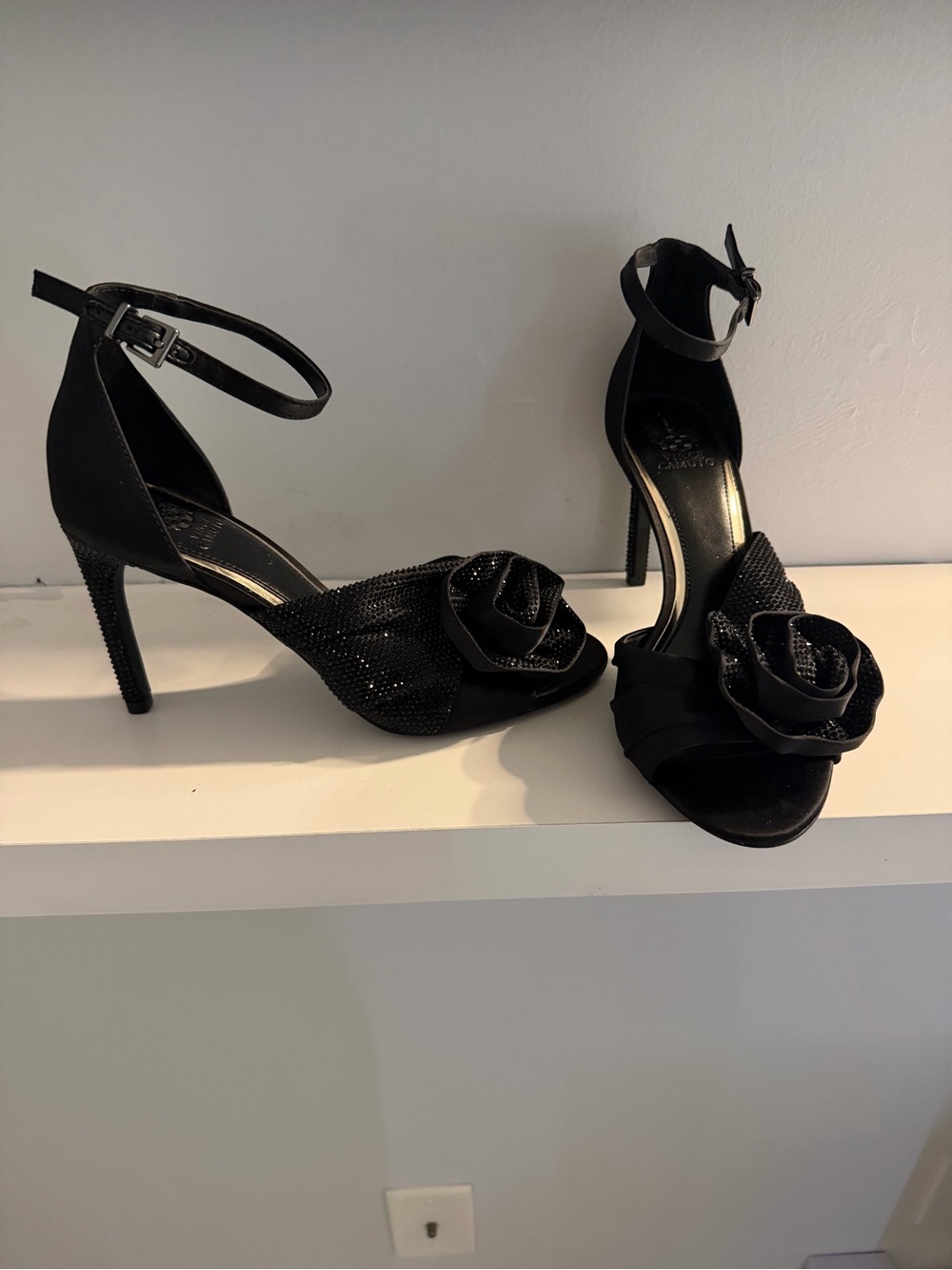 Vince Camuto Black Satin Adalinea  Rhinestone Floral Evening Sandal NWT 7.5